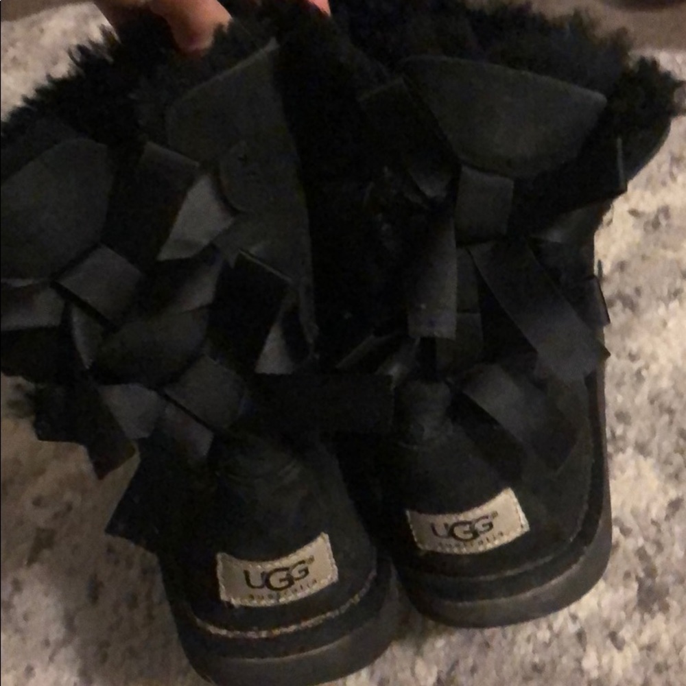 Ugg boots with bows
